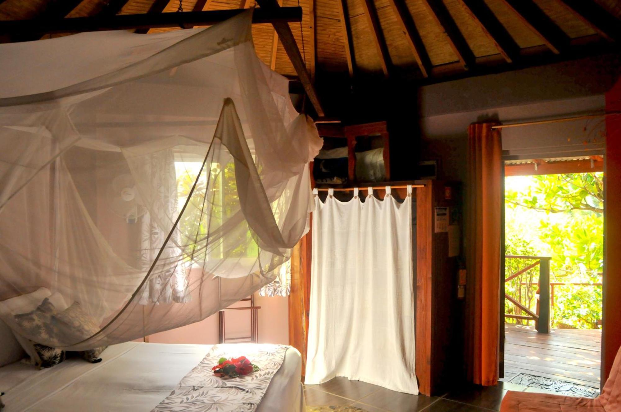 Mango Island Lodges Saint Joseph Exterior foto