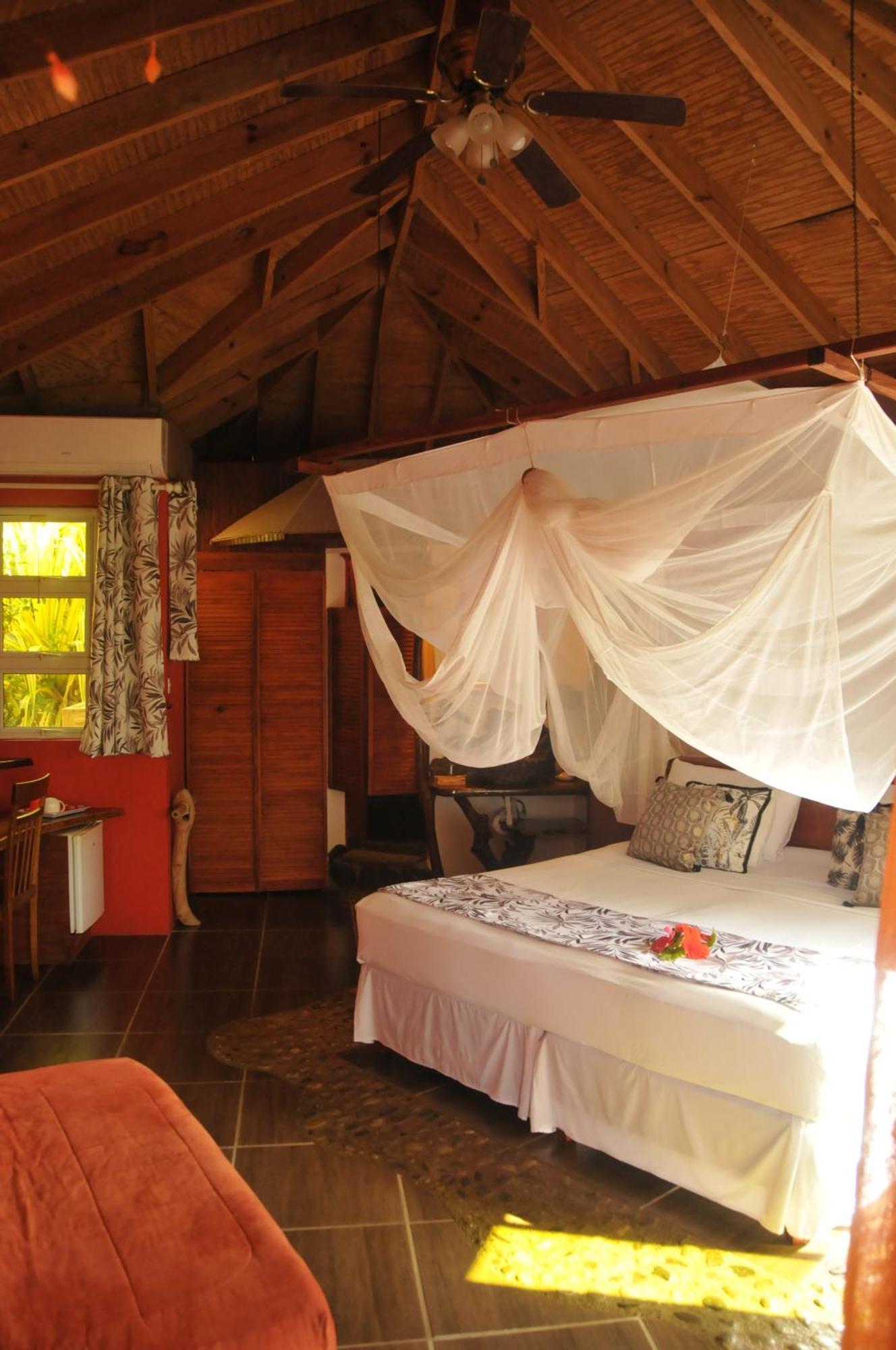 Mango Island Lodges Saint Joseph Exterior foto